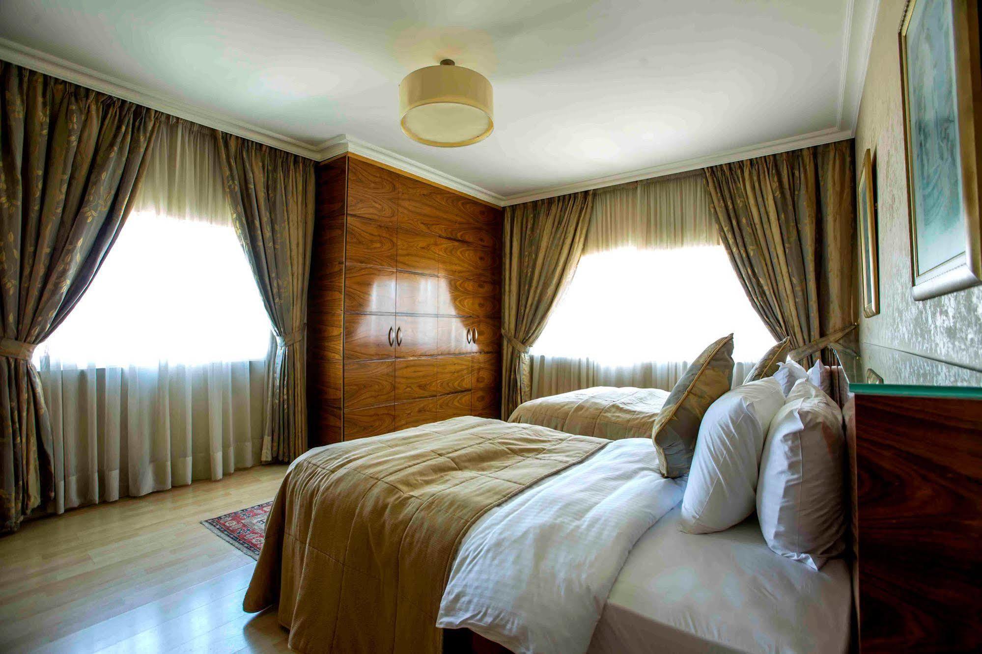 Lahoya Apartment *