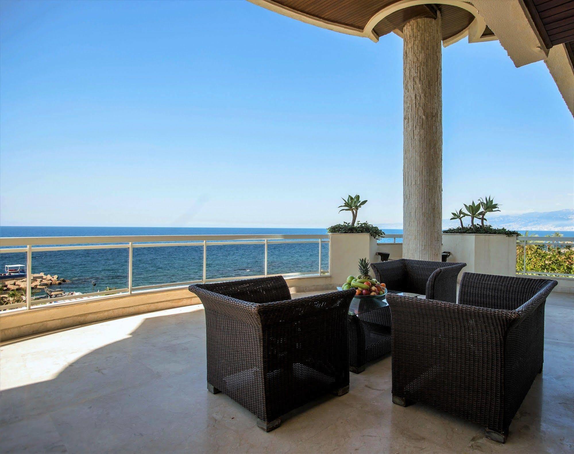 Lahoya Apartment